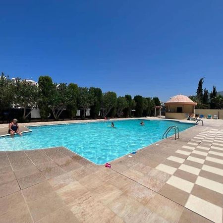 Queens Gardens Paradise Vip, Pool, Mall, Sea Pafos Zewnętrze zdjęcie