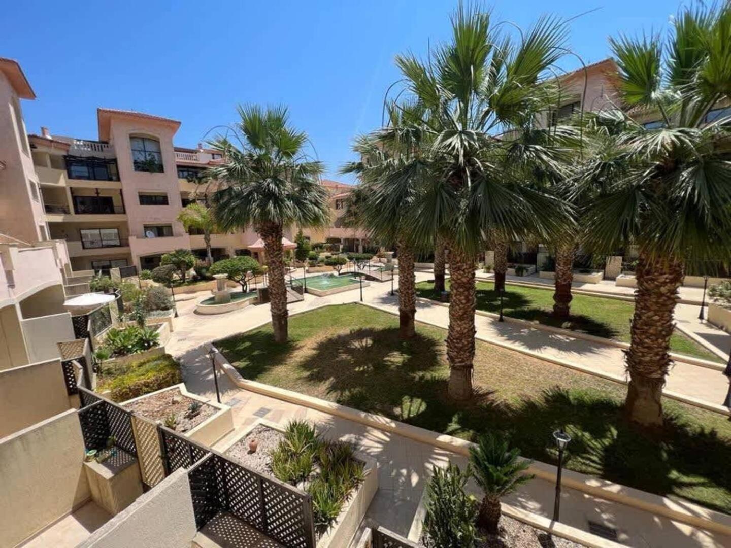 Queens Gardens Paradise Vip, Pool, Mall, Sea Pafos Zewnętrze zdjęcie